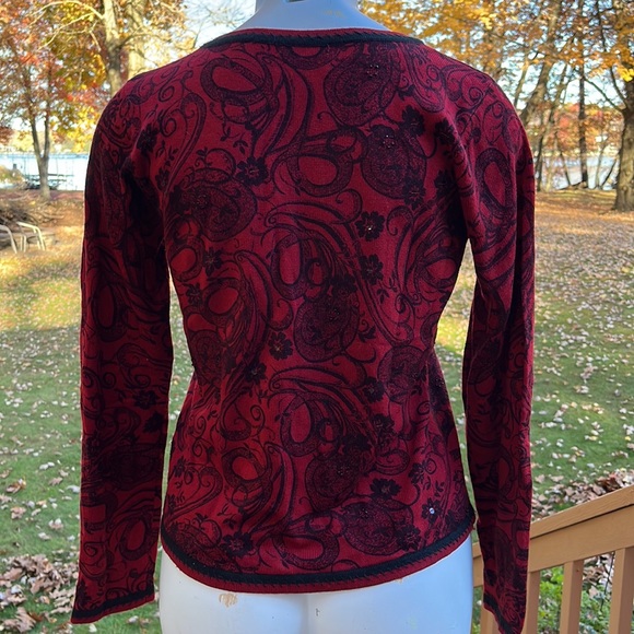 Christopher & Banks embroidered & sequin sweater S-M - Picture 4 of 8